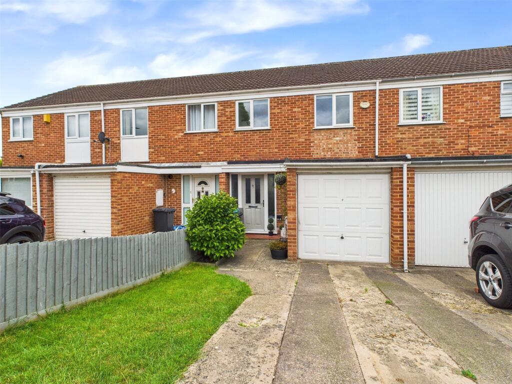 Main image of property: Pennine Close, Quedgeley, Gloucester, Gloucestershire, GL2