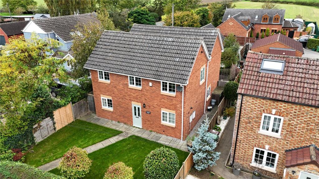 Main image of property: Bristol Road, Cambridge, Gloucester, Gloucestershire, GL2