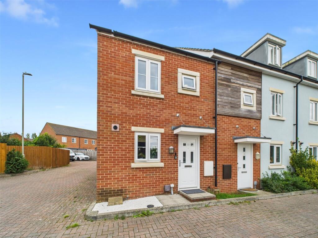 Main image of property: Oakhanger Lane Kingsway, Quedgeley, Gloucester, Gloucestershire, GL2