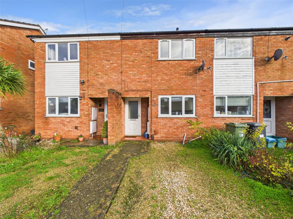 Main image of property: Lower Meadow, Quedgeley, Gloucester, Gloucestershire, GL2