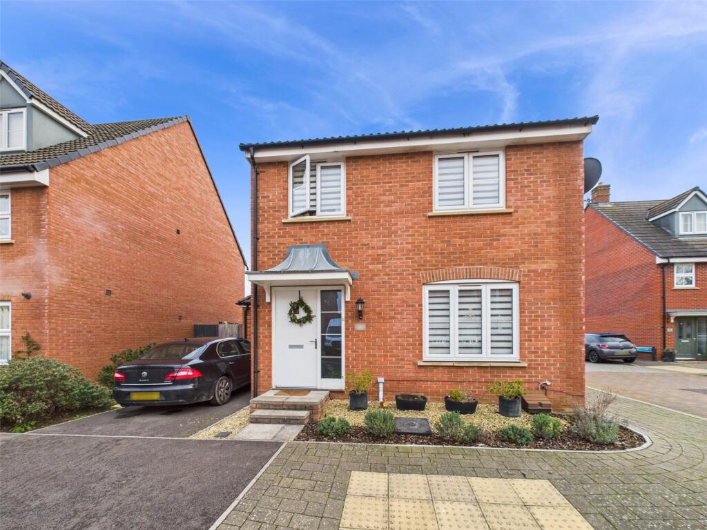 Main image of property: Swannington Drive Kingsway, Quedgeley, Gloucester, Gloucestershire, GL2