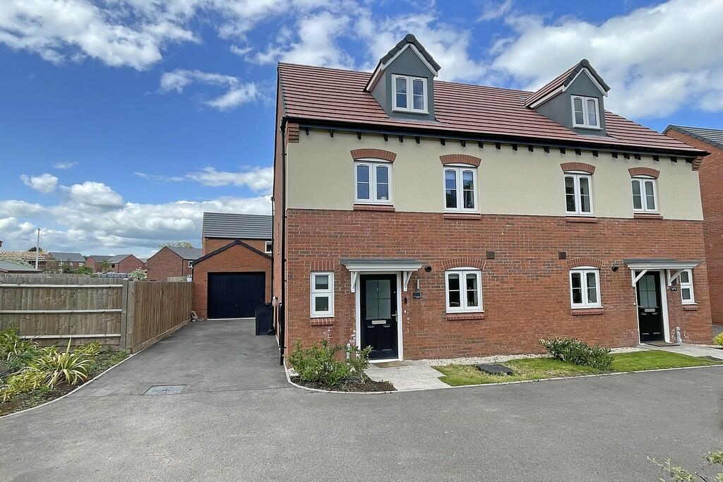 3 bedroom semidetached house for sale in Roman Way, Cubbington