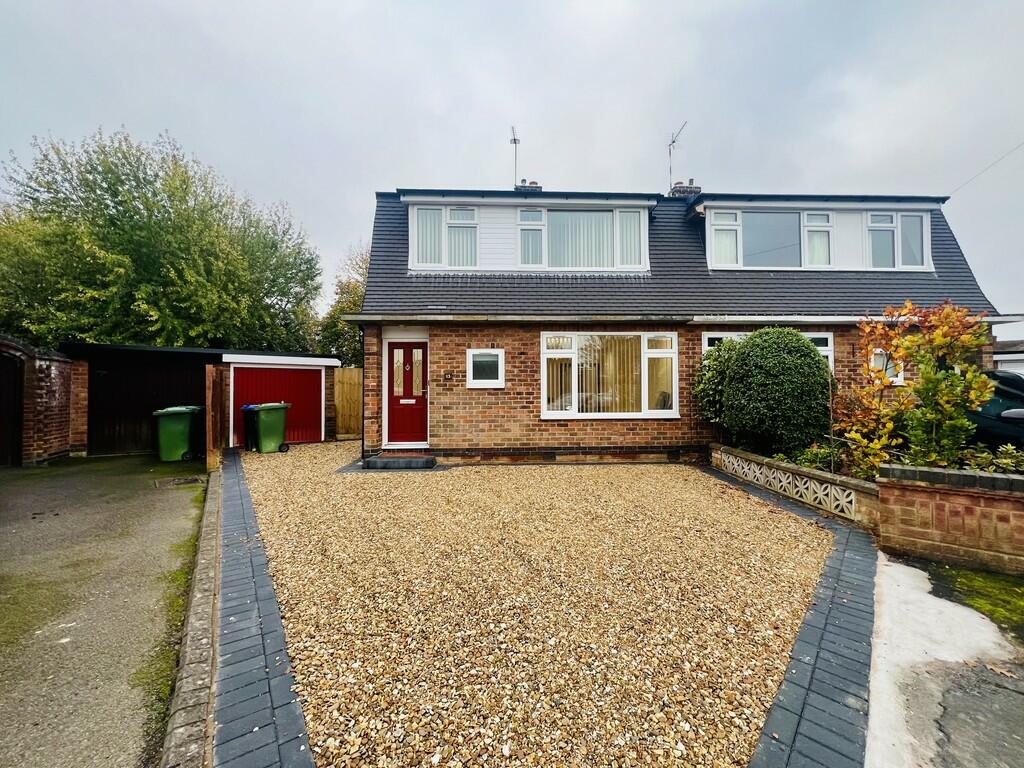 3 bedroom semidetached house for rent in Ash Drive, Kenilworth, CV8