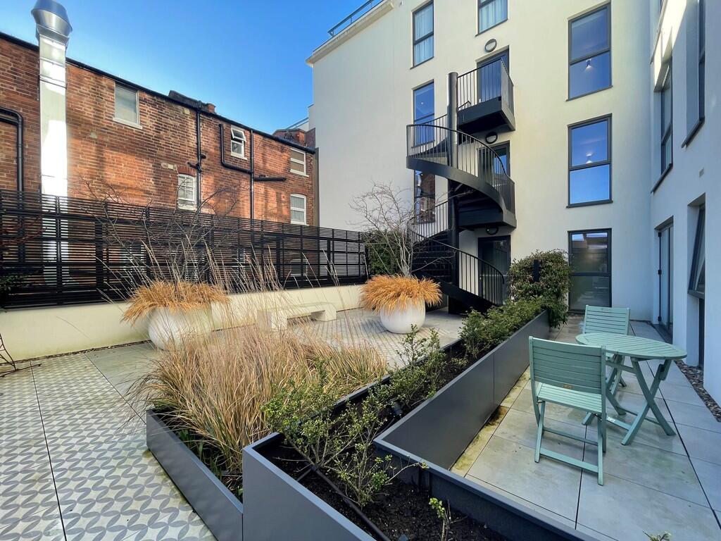 Main image of property: The Hide, Oxford Row, Leamington Spa