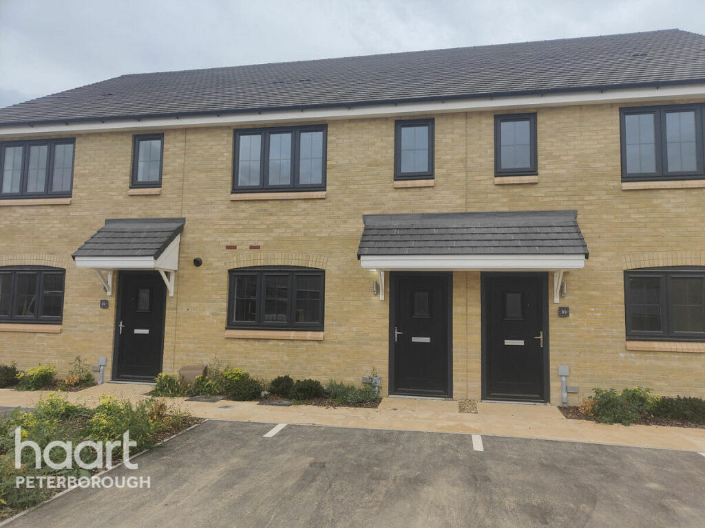 3 bedroom terraced house for sale in Busby Lane, Stilton, PE7