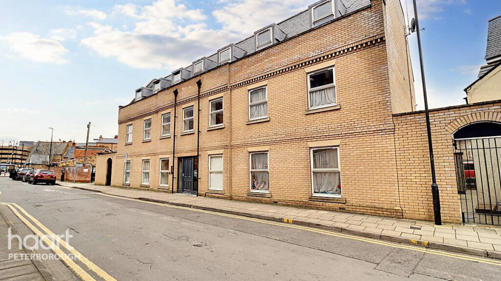 Main image of property: Priestgate, Peterborough