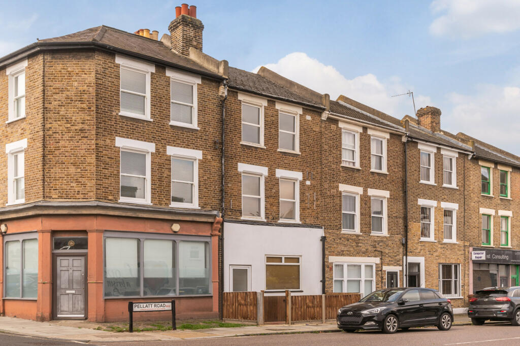 4 bedroom terraced house for sale in Pellatt Road, London, SE22