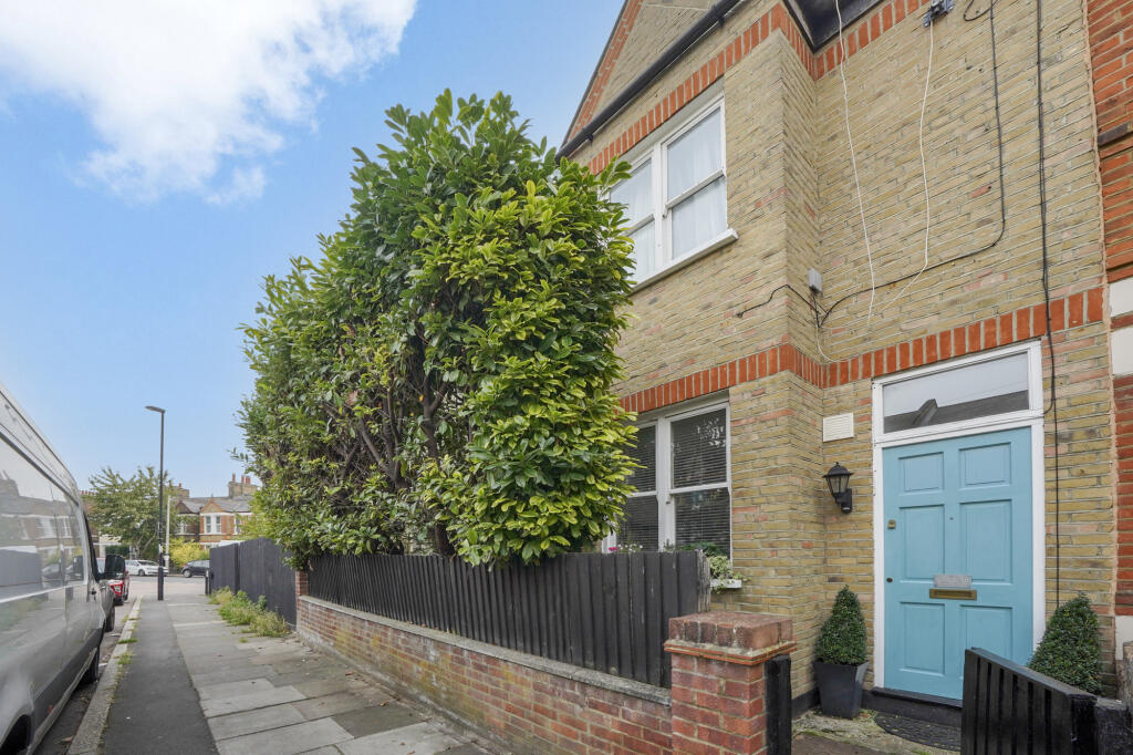 Main image of property: 1 Arica Road, Brockley, SE4