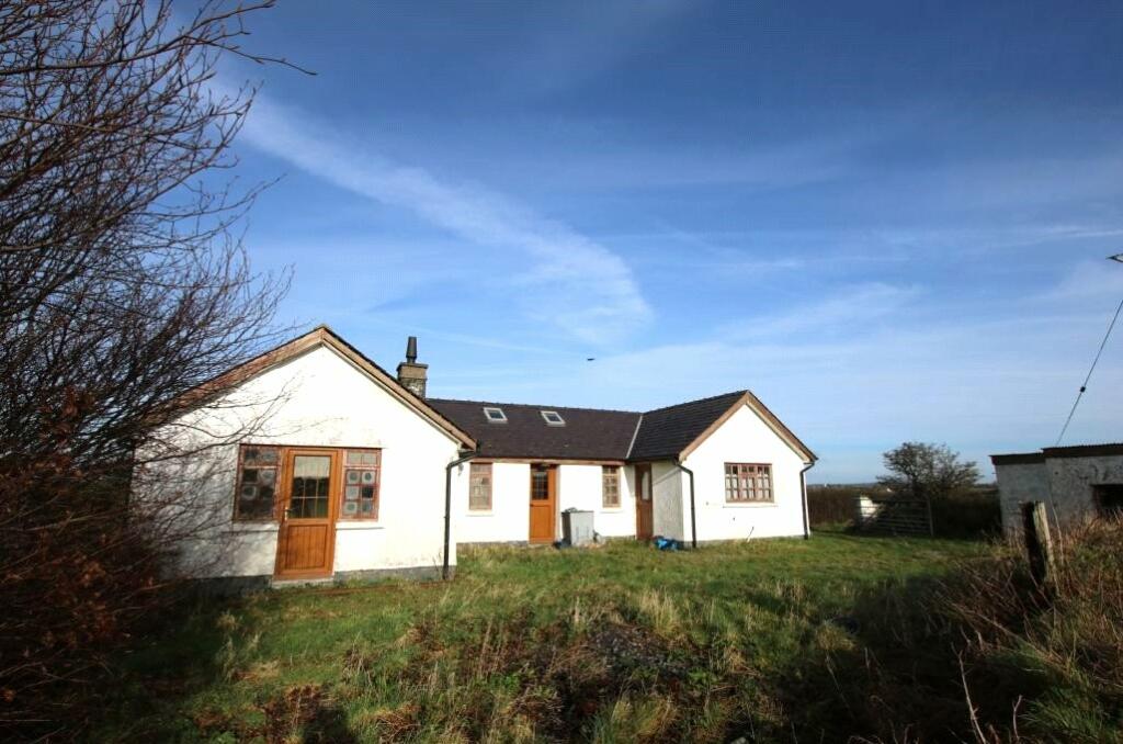2 bedroom bungalow for sale in Yr Allt, Llanfaelog, Anglesey, LL63
