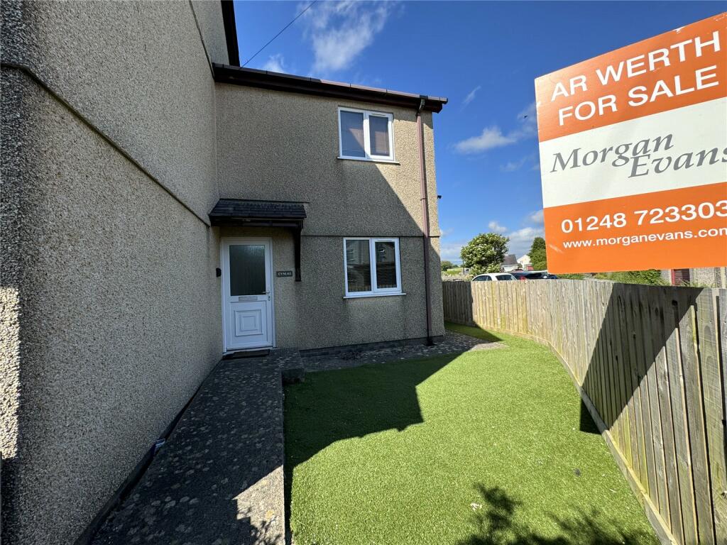2 bedroom semidetached house for sale in Cefn Elan, Llanrug