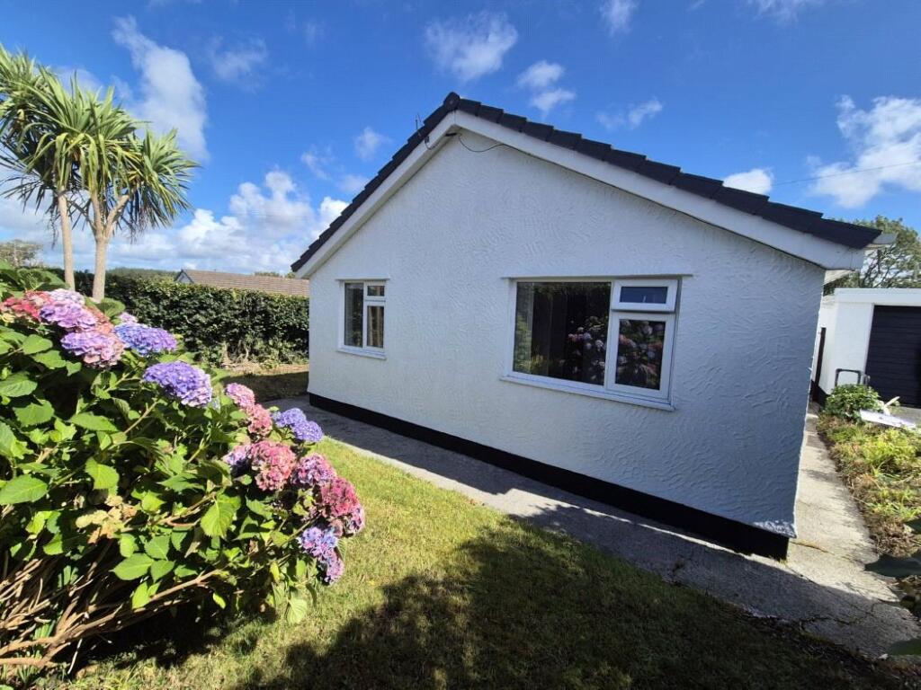 Main image of property: Maes Yr Orsedd, Bodffordd, Anglesey, LL77