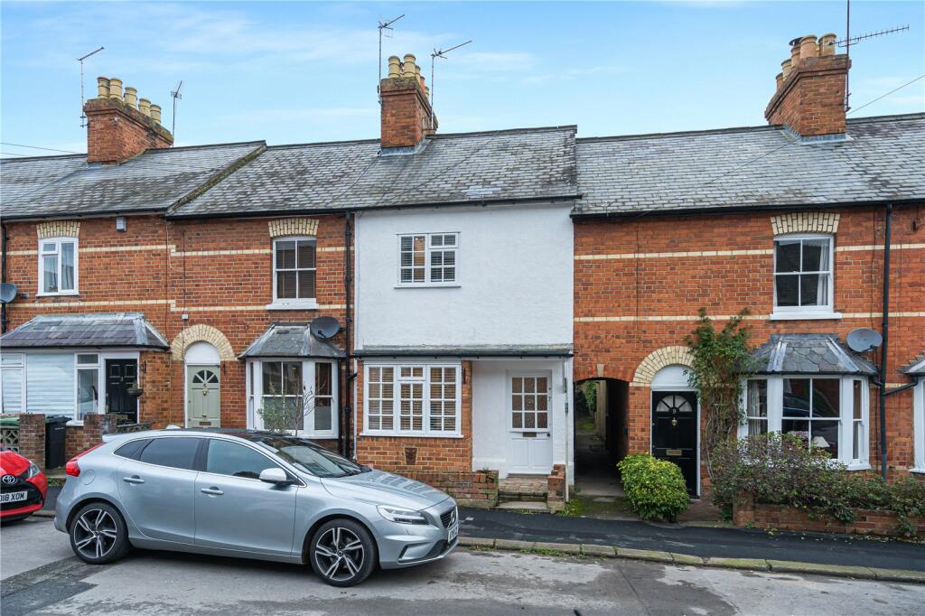 2 bedroom terraced house for sale in Park Road, HenleyonThames