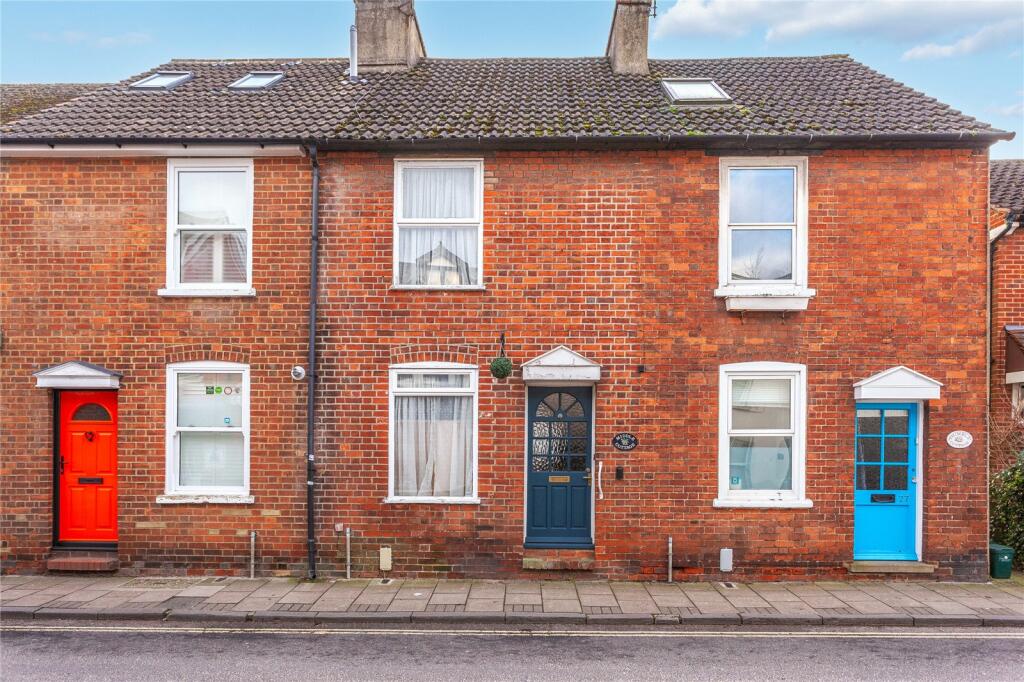 2 bedroom terraced house for sale in Greys Road, HenleyonThames