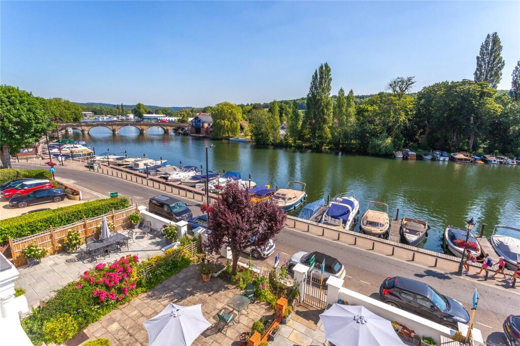 Main image of property: River Terrace, Henley-on-Thames, Oxfordshire, RG9