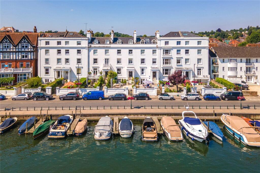 Main image of property: River Terrace, Henley-on-Thames, Oxfordshire, RG9
