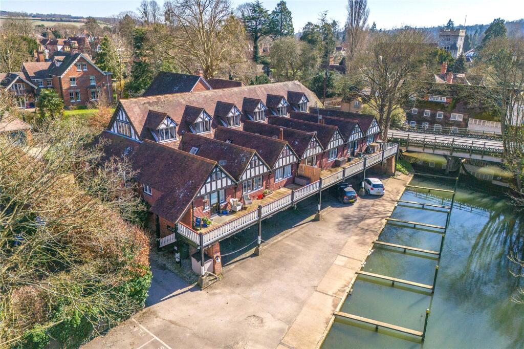 Main image of property: High Street, Goring, Reading, Oxfordshire, RG8