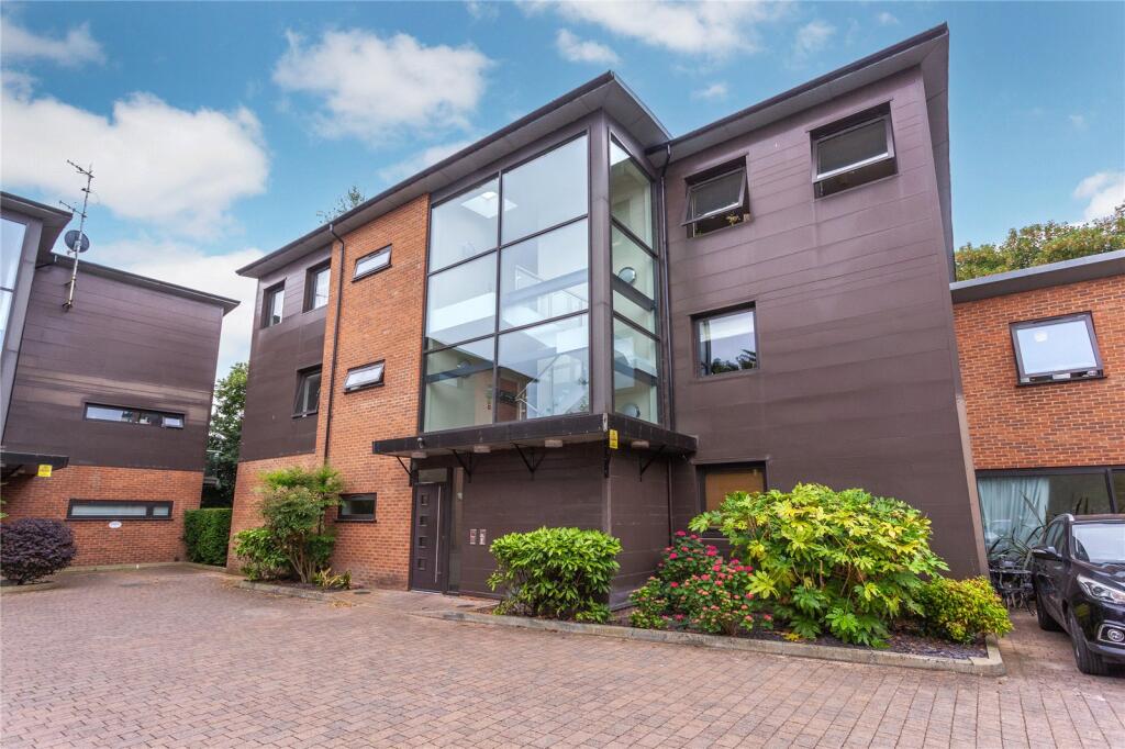 Main image of property: Henley Gate, Henley-on-Thames, Oxfordshire, RG9
