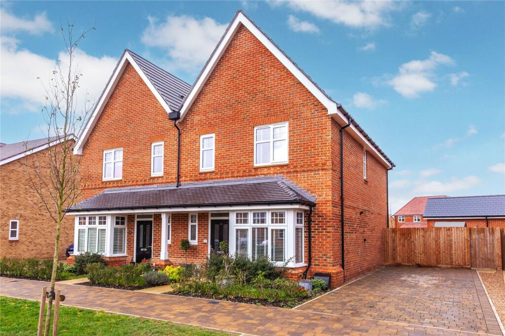 Main image of property: King Henry Avenue, Wallingford, Oxfordshire, OX10