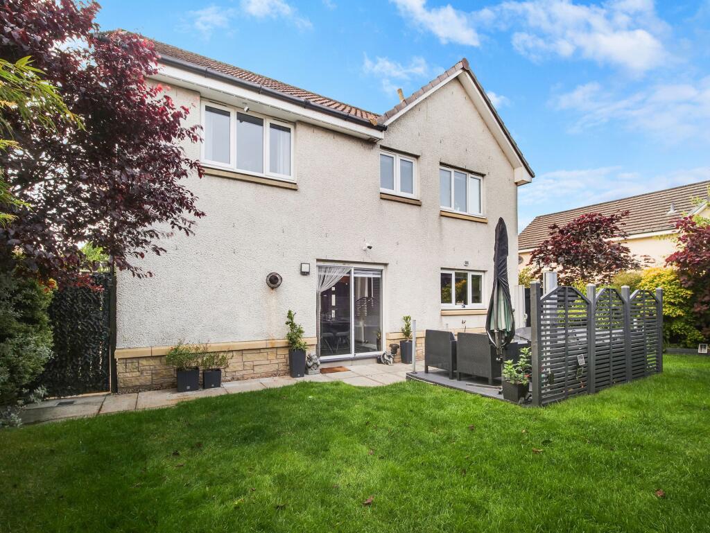 Main image of property: 48 Burns Avenue, Larbert
