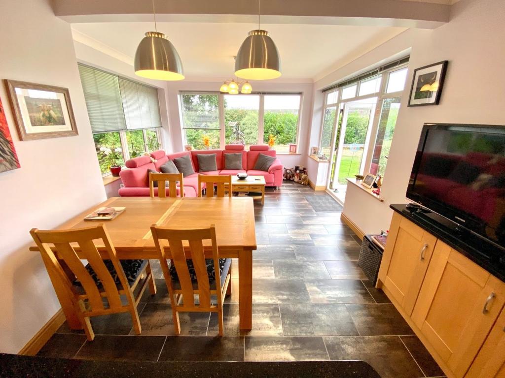 5 bedroom detached bungalow for sale in Uplowman Road, Tiverton, Devon