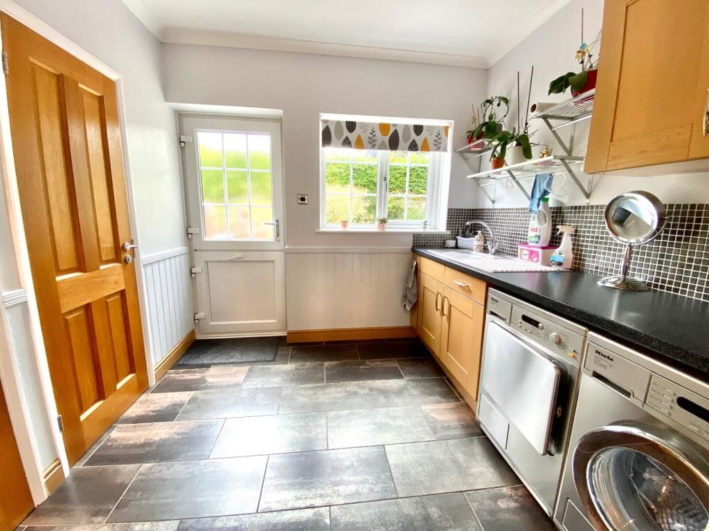 5 bedroom detached bungalow for sale in Uplowman Road, Tiverton, Devon