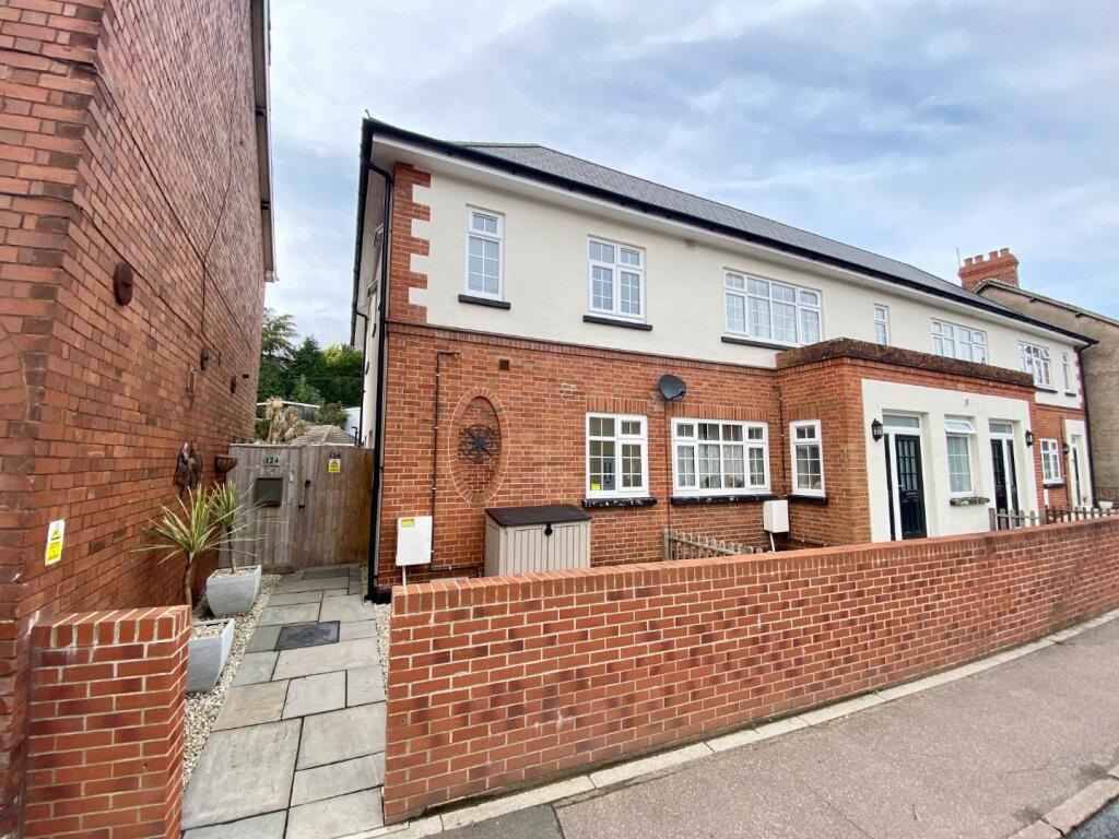 2 bedroom end of terrace house for sale in Chapel Street, Tiverton, EX16