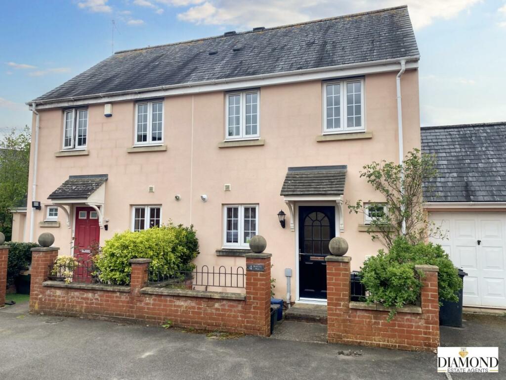 2 bedroom semidetached house for sale in Redvers Way, Tiverton, Devon