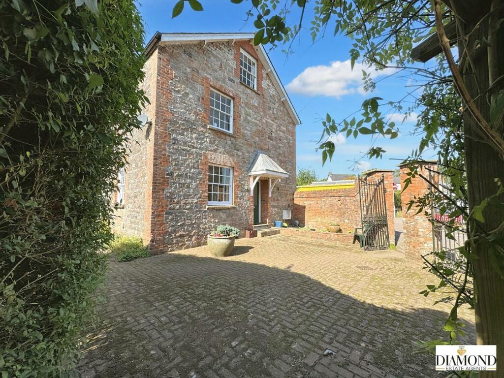 Main image of property: Coldharbour, Uffculme, Cullompton