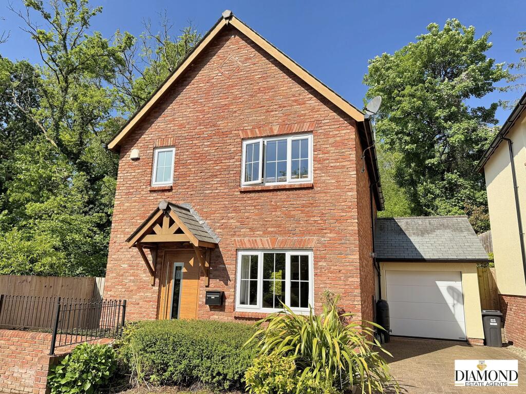 Main image of property: Aubyns Wood Avenue, Tiverton, EX16