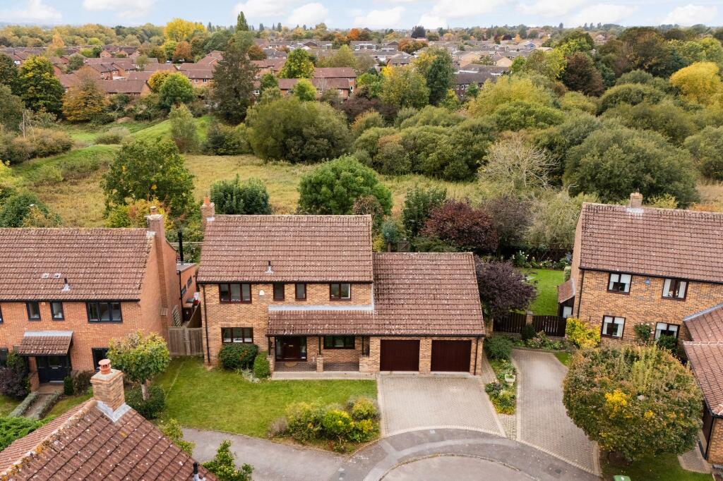 Main image of property: Sewell Close, Abingdon, OX14