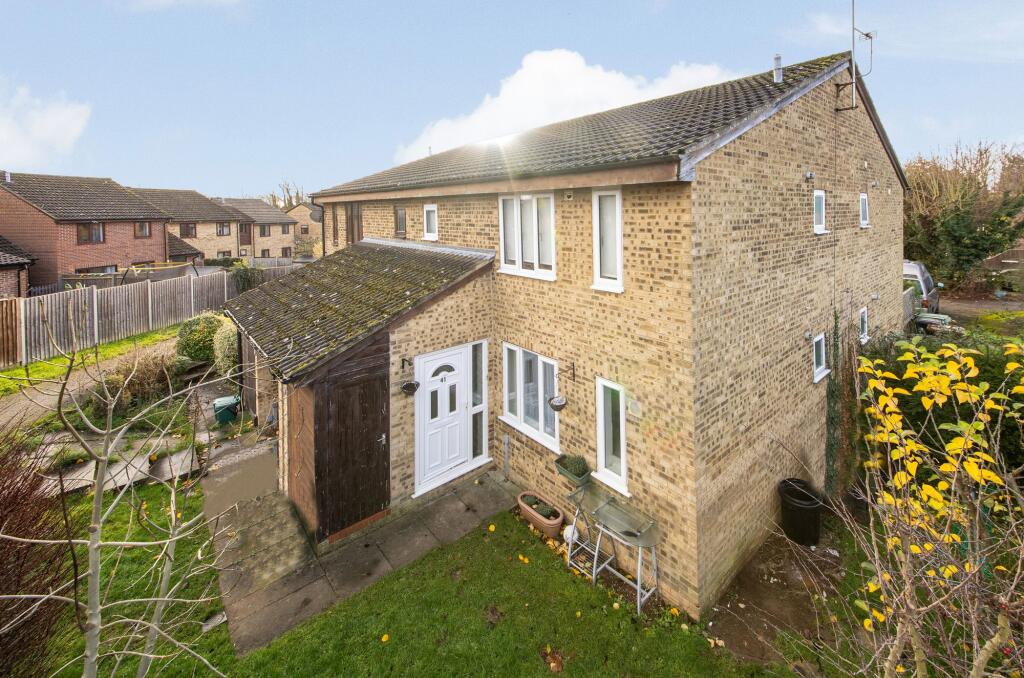 Main image of property: Clarendon Close, Abingdon, OX14