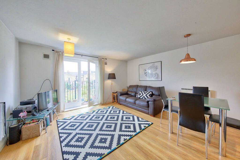 Main image of property: Garratt Lane, Earlsfield, SW18