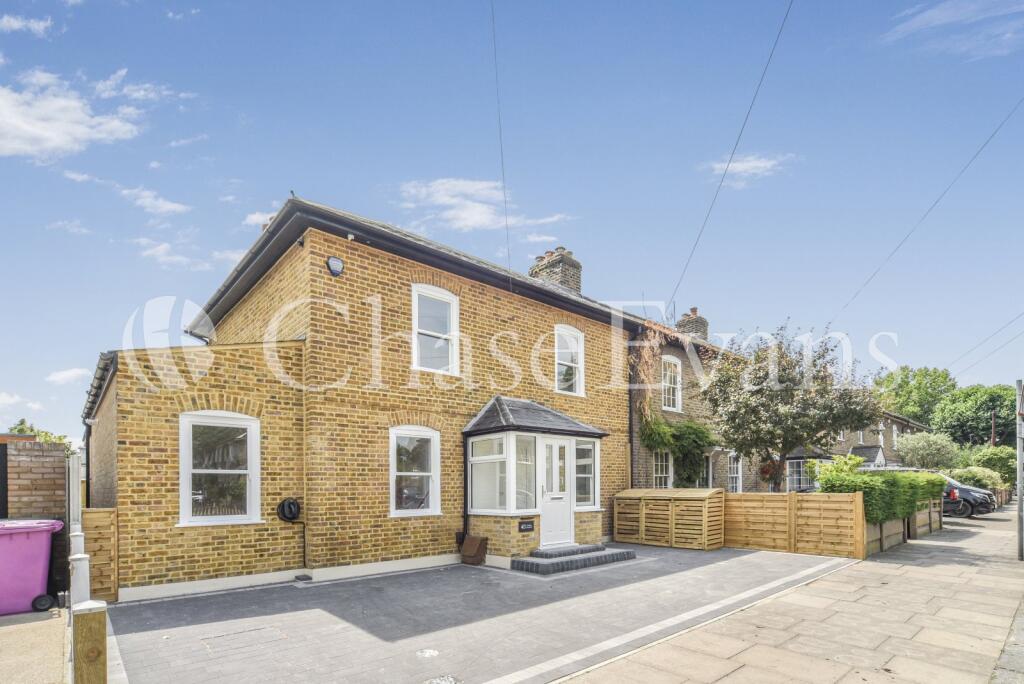 Main image of property: Chapel House Street, London, E14