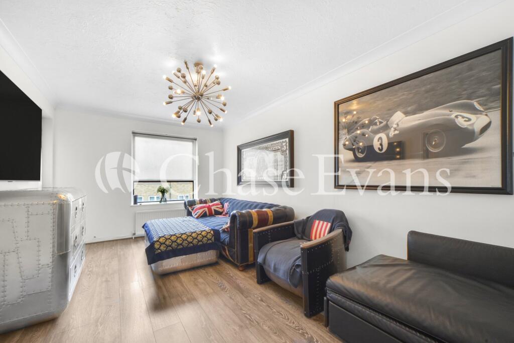 Main image of property: Manchester Road, Isle Of Dogs, London, E14