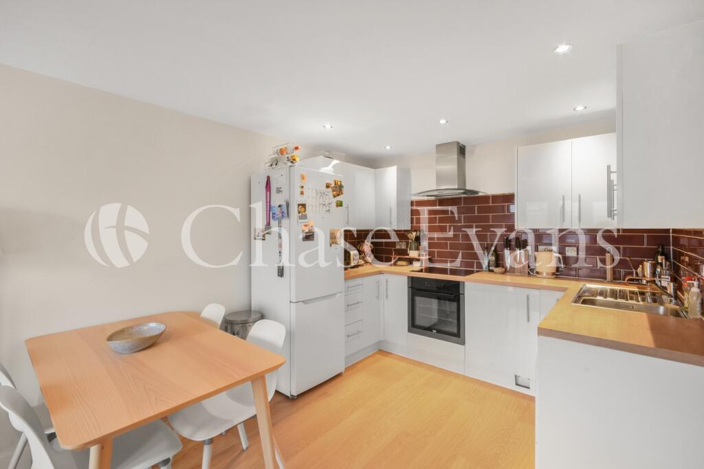 Main image of property: St Davids Square, Docklands, London, E14