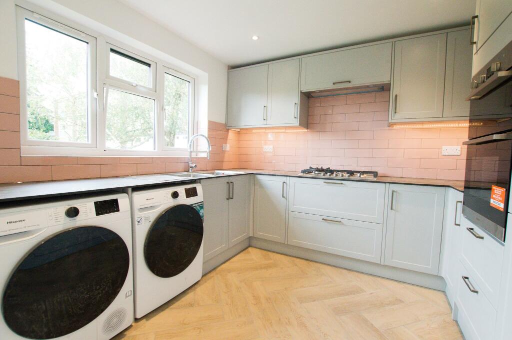 Additional property image - Abbots Park, St Albans, AL1