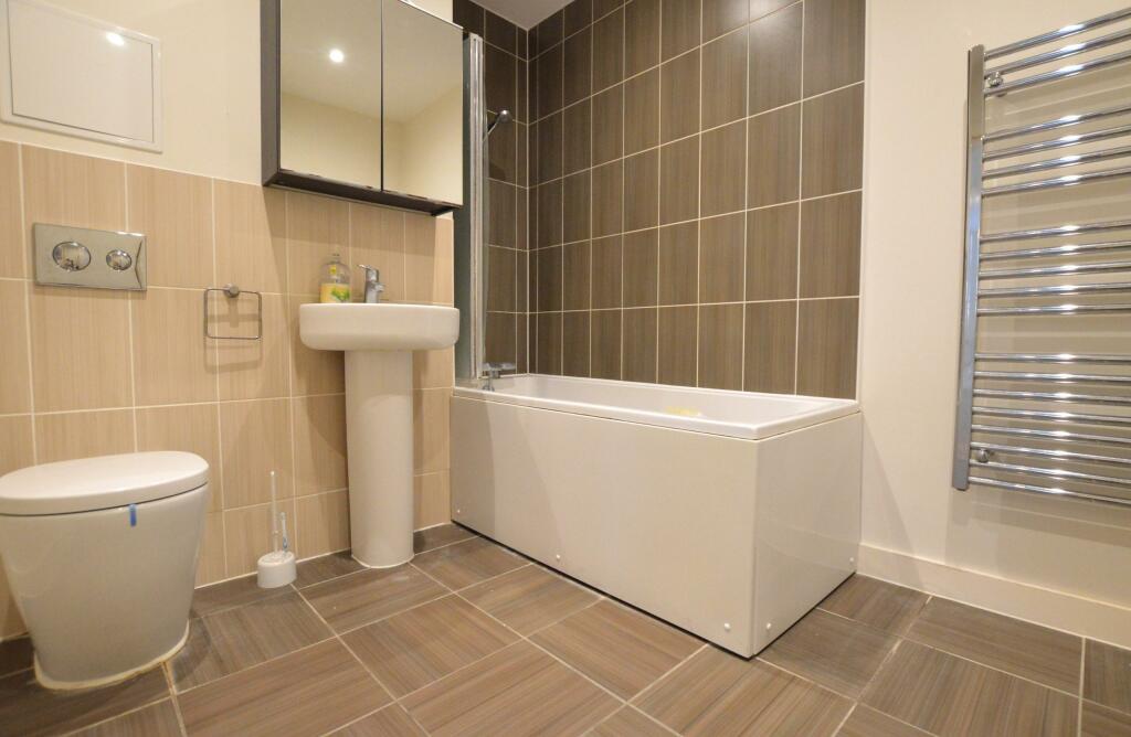 Additional property image - Newsom Place, St Albans, AL1