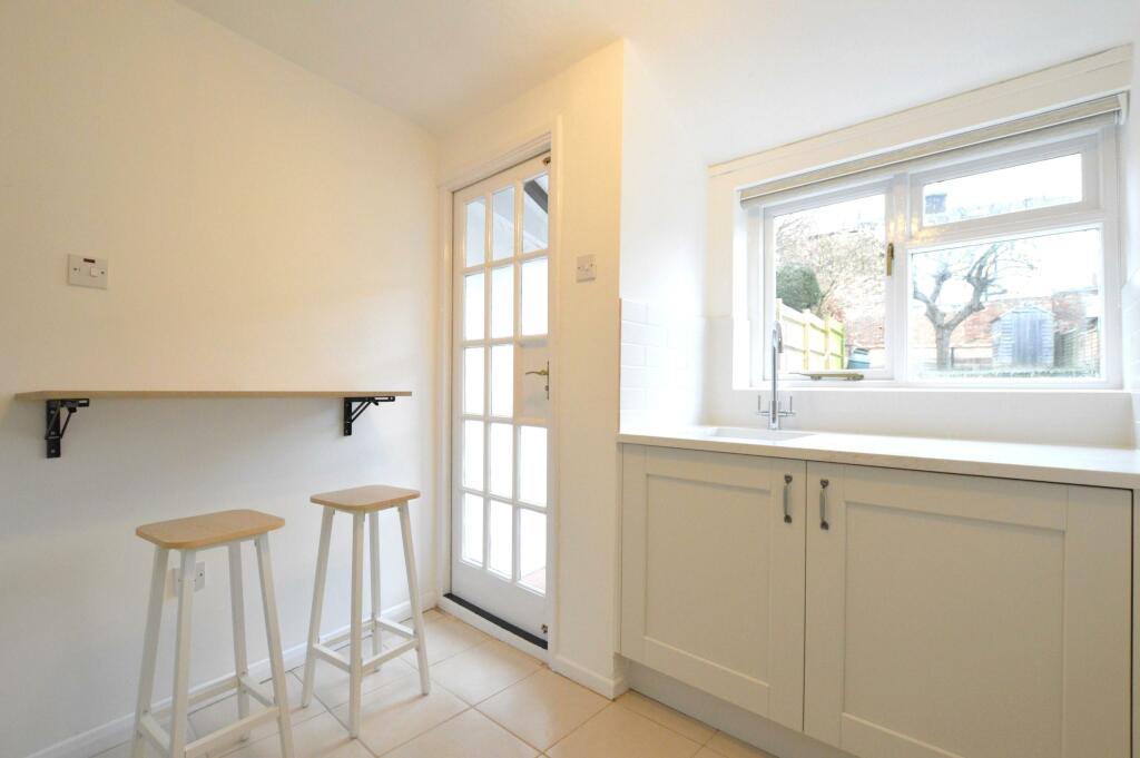 Additional property image - Sopwell Lane, St Albans, AL1