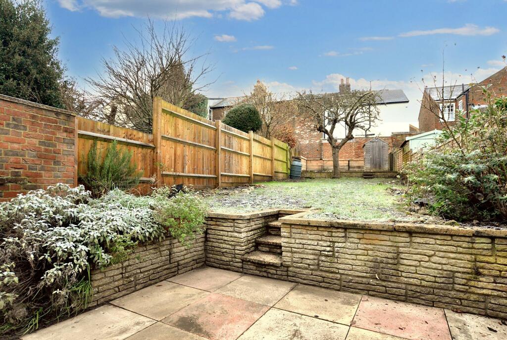 Additional property image - Sopwell Lane, St Albans, AL1