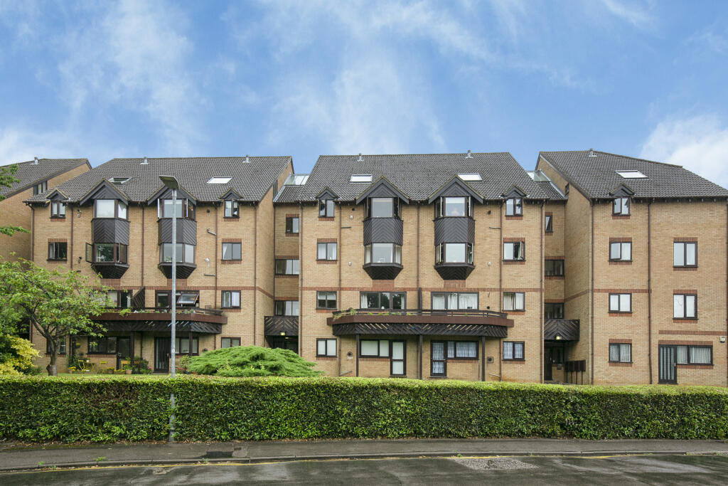 Main image of property: Hawkshill, St Albans, AL1