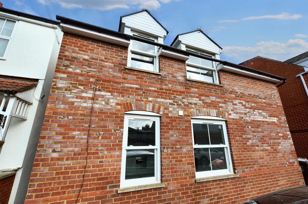 Main image of property: Laurel Road, St Albans, AL1