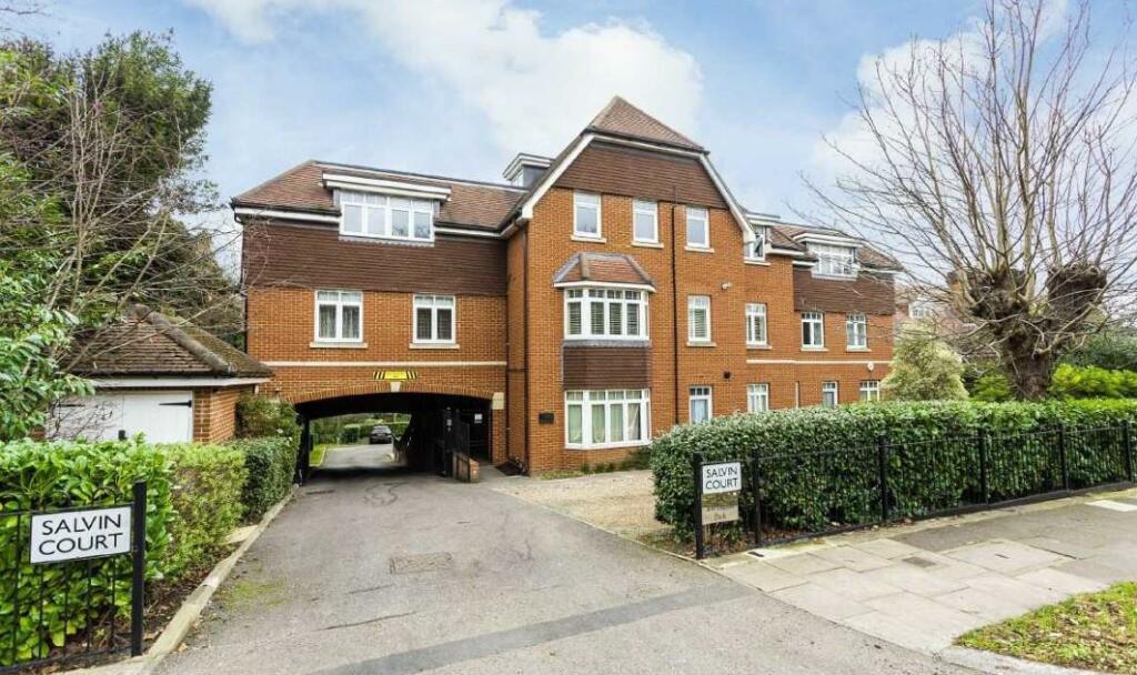 2 bedroom apartment for sale in Salvin Court, Torrington Park, N
