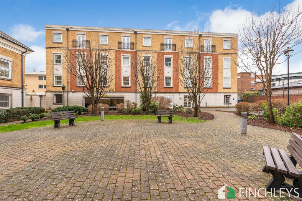 Main image of property: Compton Court, North Finchley, N12 0AT
