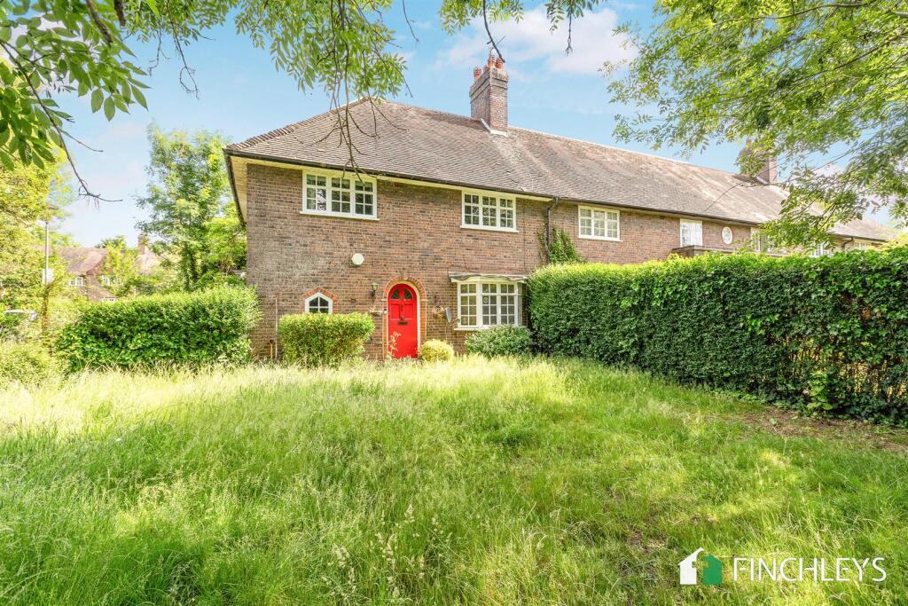 Main image of property: Neale Close, Hampstead Garden Suburbs, N2