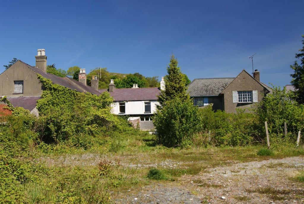 Land for sale in Ala Road, Pwllheli, LL53