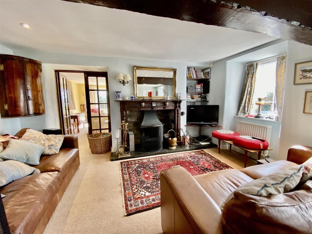 3 bedroom detached house for sale in Lon Cyttun, Morfa Nefyn, Pwllheli