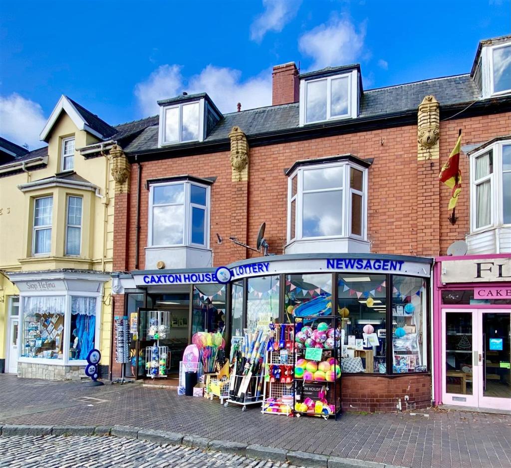 Commercial property for sale in Y Maes, Pwllheli, LL53