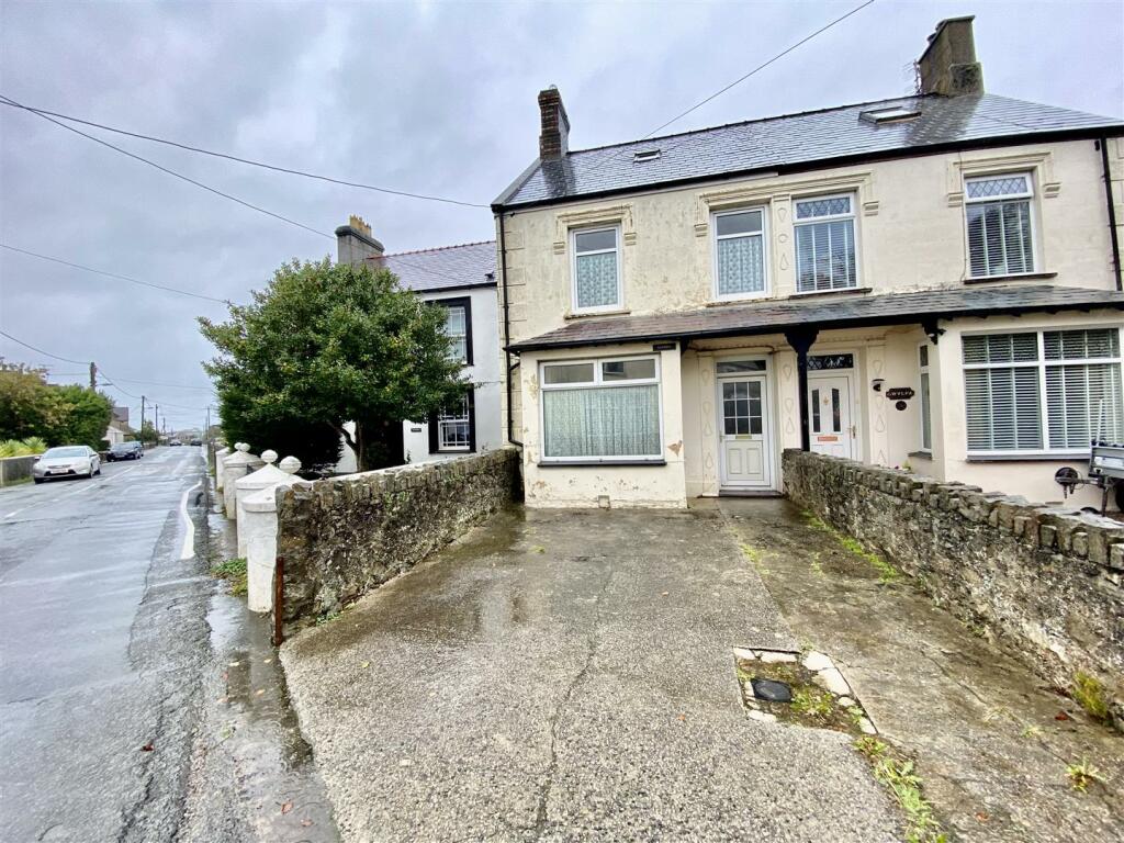 3 bedroom semidetached house for sale in Lon Uchaf, Morfa Nefyn, LL53