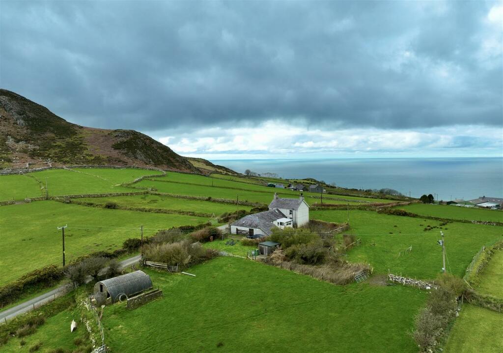 Main image of property: Pistyll, Pwllheli