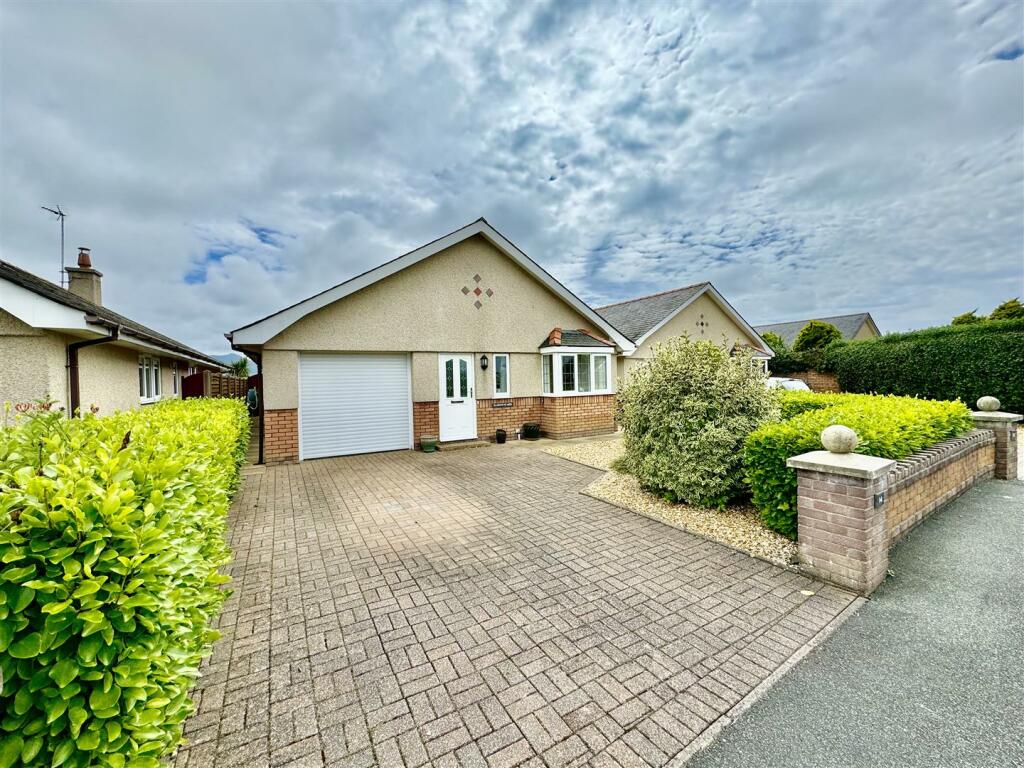 Main image of property: Wern Y Wylan, Morfa Nefyn, Pwllheli